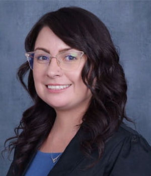 Sarah Munoz Headshot