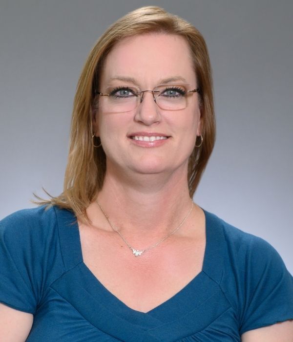 Lisa Stevens Headshot